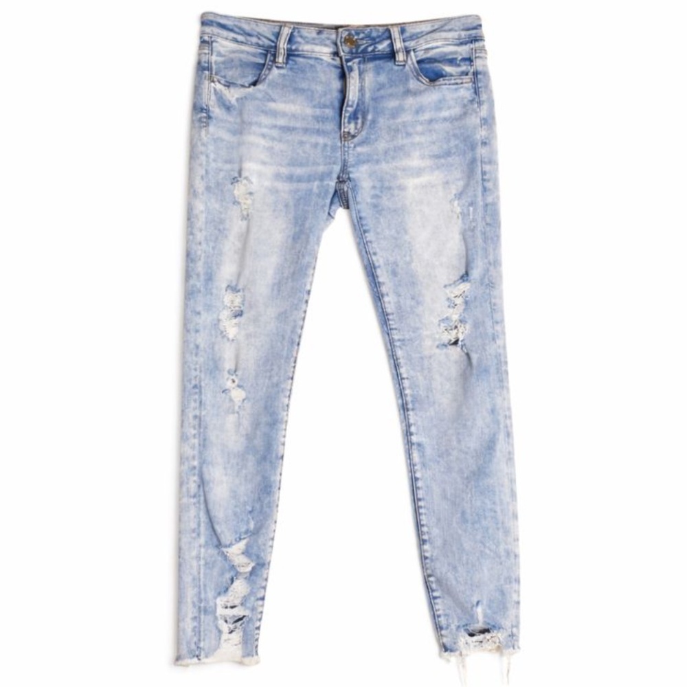 ♥️ American Eagle Light Wash Skinny Jeans (INV 0003)